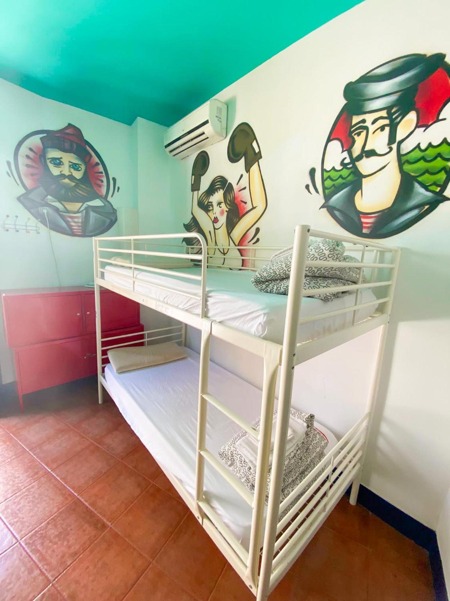 Rio Hostel Sevilla Pokoj fotografie